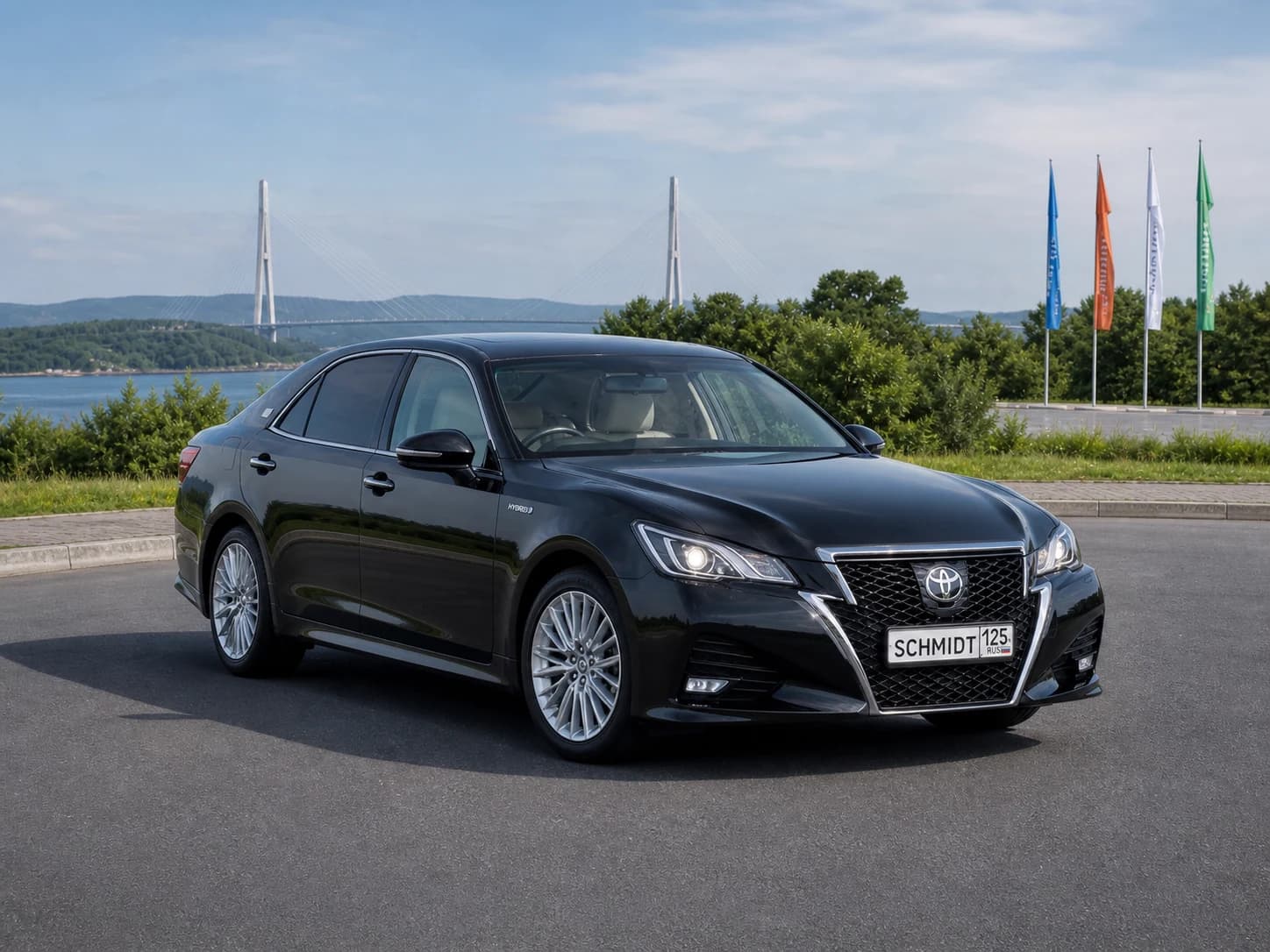 Toyota Crown 2022 во Владивостоке